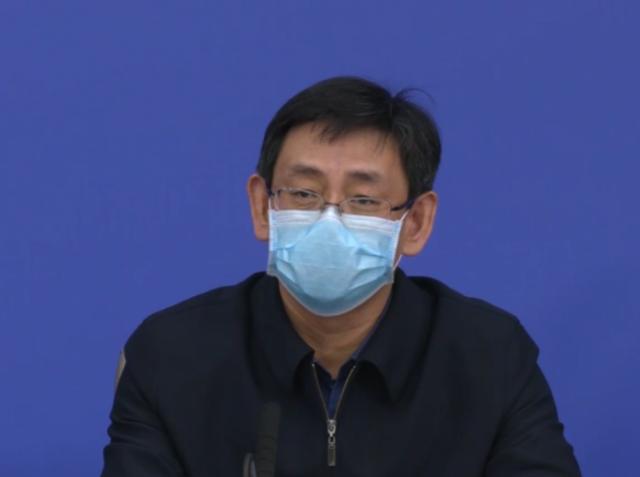 武汉7148个小区全面封闭 24小时专人值班值守！