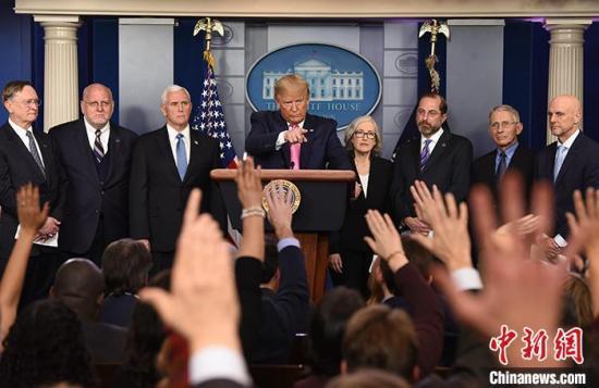 特朗普指定副总统彭斯负责应对新冠肺炎疫情