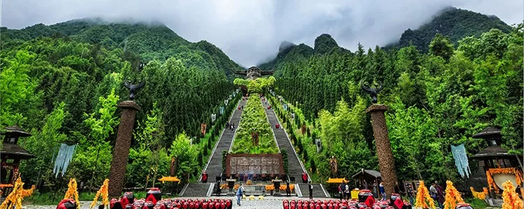 东北小伙坐高铁误入武汉，找到每日能赚500元的工作！